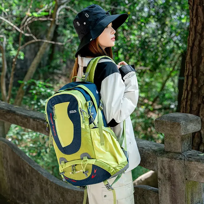 Sac à dos de randonnée ROYAL MOUNTAIN 35L avec compartiment pour chaussures