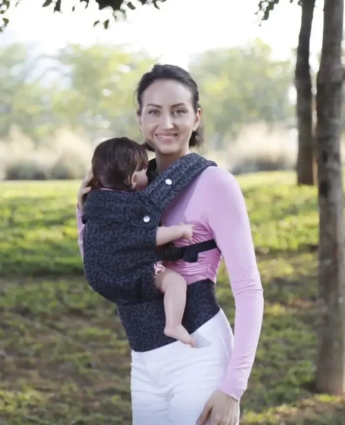 Porte-bébé ergonomique | Tissu doux et confortable pour un confort durable | Conception de sac à dos réglable pour 7-35